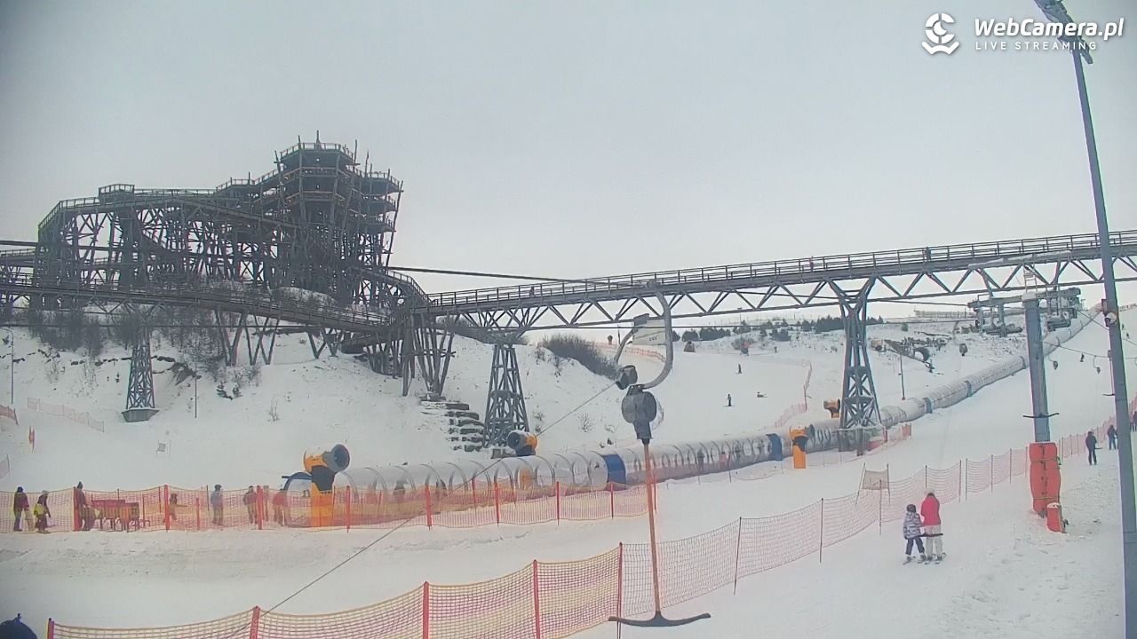 Kurza Góra - widok na stok i wieżę - 28 styczeń 2026, 15:53