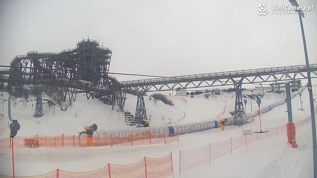 Kurza Góra - widok na stok i wieżę - 29 styczeń 2026, 08:28