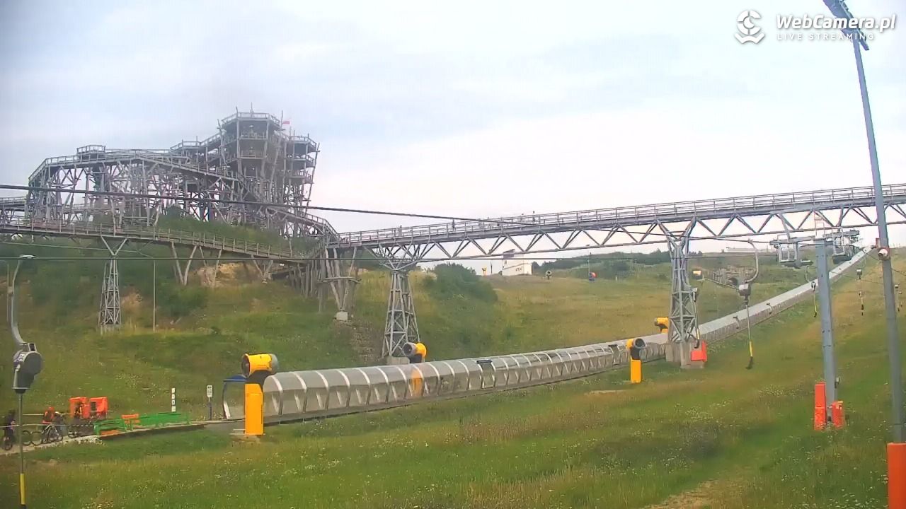 Kurza Góra - widok na stok i wieżę - 01 sierpień 2026, 14:45