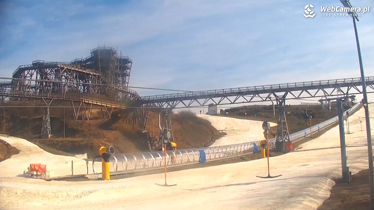 Kurza Góra - widok na stok i wieżę - 18 marzec 2026, 13:06