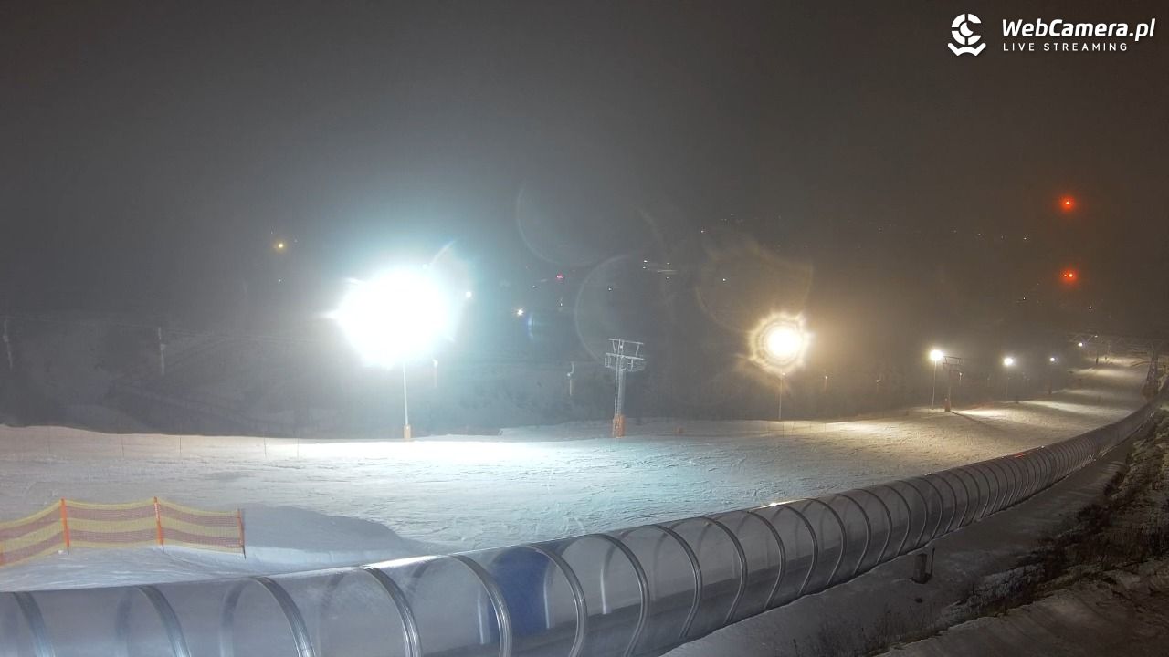 Kurza Góra - widok na stok - 22 luty 2026, 19:46