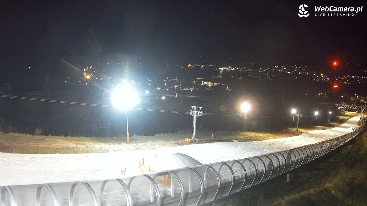 Kurza Góra - widok na stok - 22 grudzień 2025, 19:05