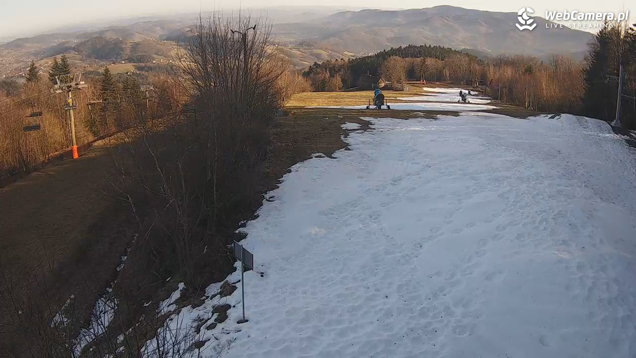 Laskowa-ski - górna stacja - 15 grudzień 2025, 13:13