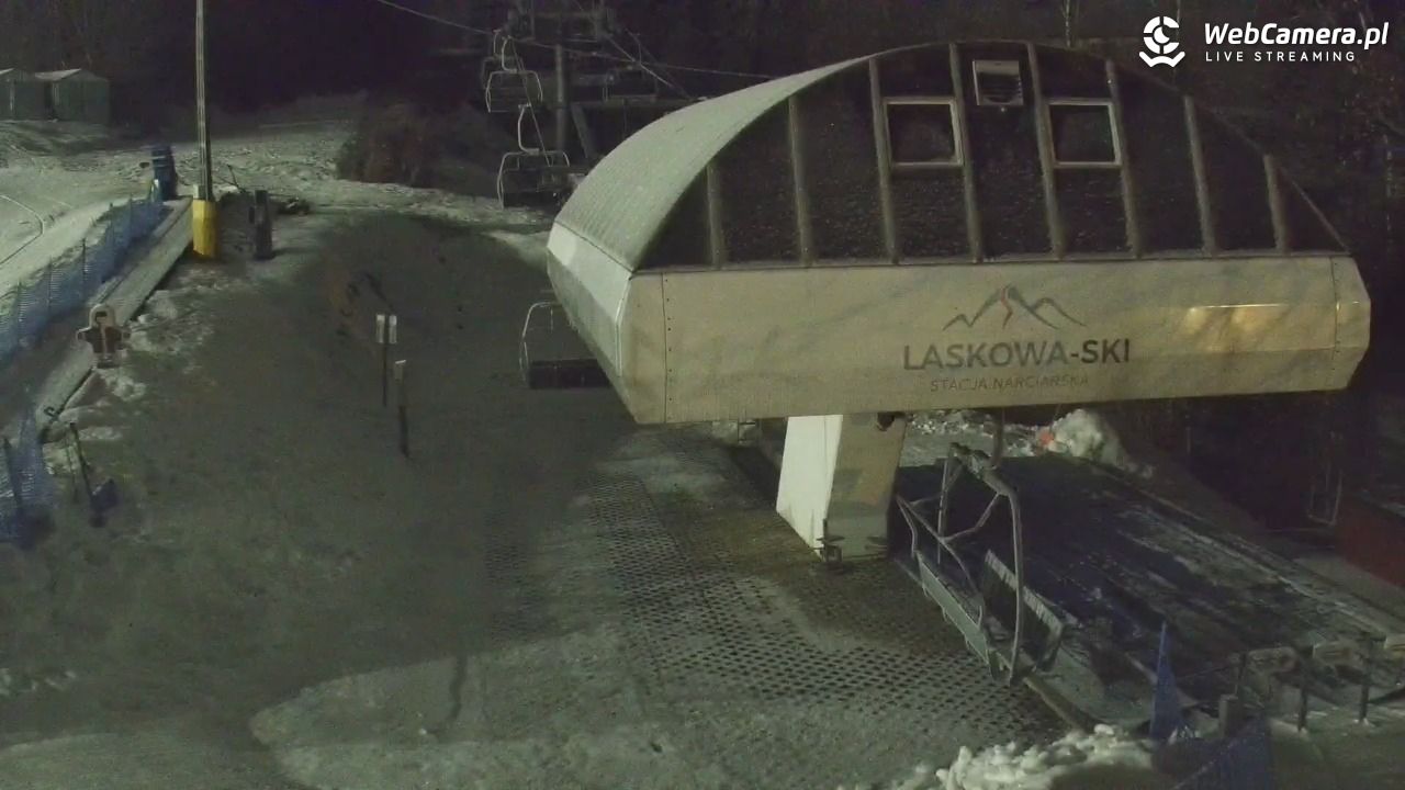 Laskowa-ski - widok z dolnej stacji - 01 luty 2026, 05:12