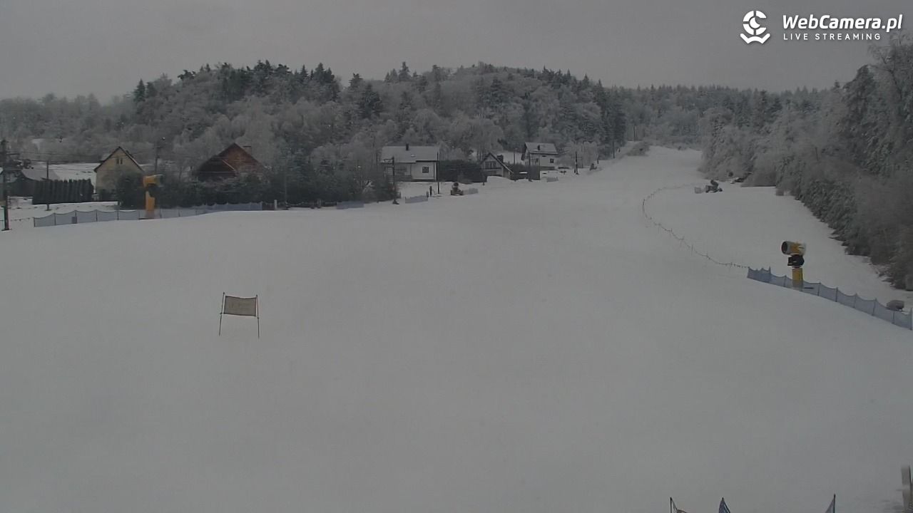 Laskowa-ski - widok z dolnej stacji - 01 luty 2026, 08:20