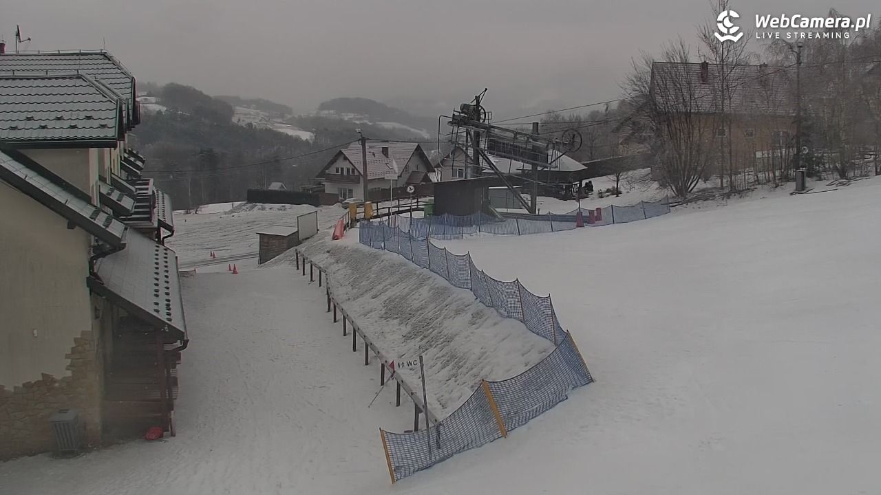 Laskowa-ski - widok z dolnej stacji - 01 luty 2026, 08:13