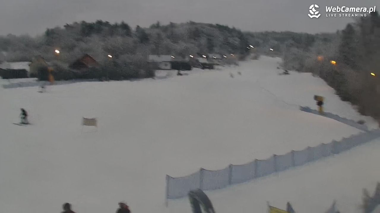 Laskowa-ski - widok z dolnej stacji - 01 luty 2026, 16:24