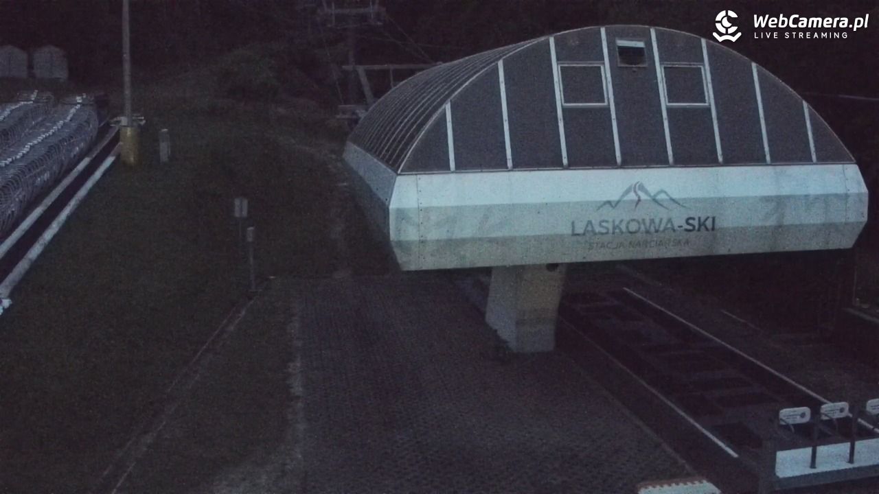 Laskowa-ski - widok z dolnej stacji - 29 czerwiec 2025, 03:38