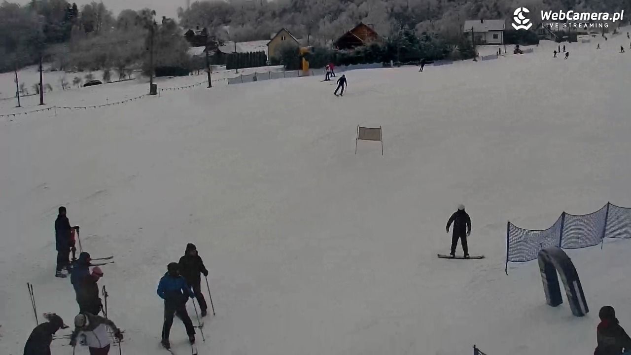 Laskowa-ski - widok z dolnej stacji - 01 luty 2026, 12:24