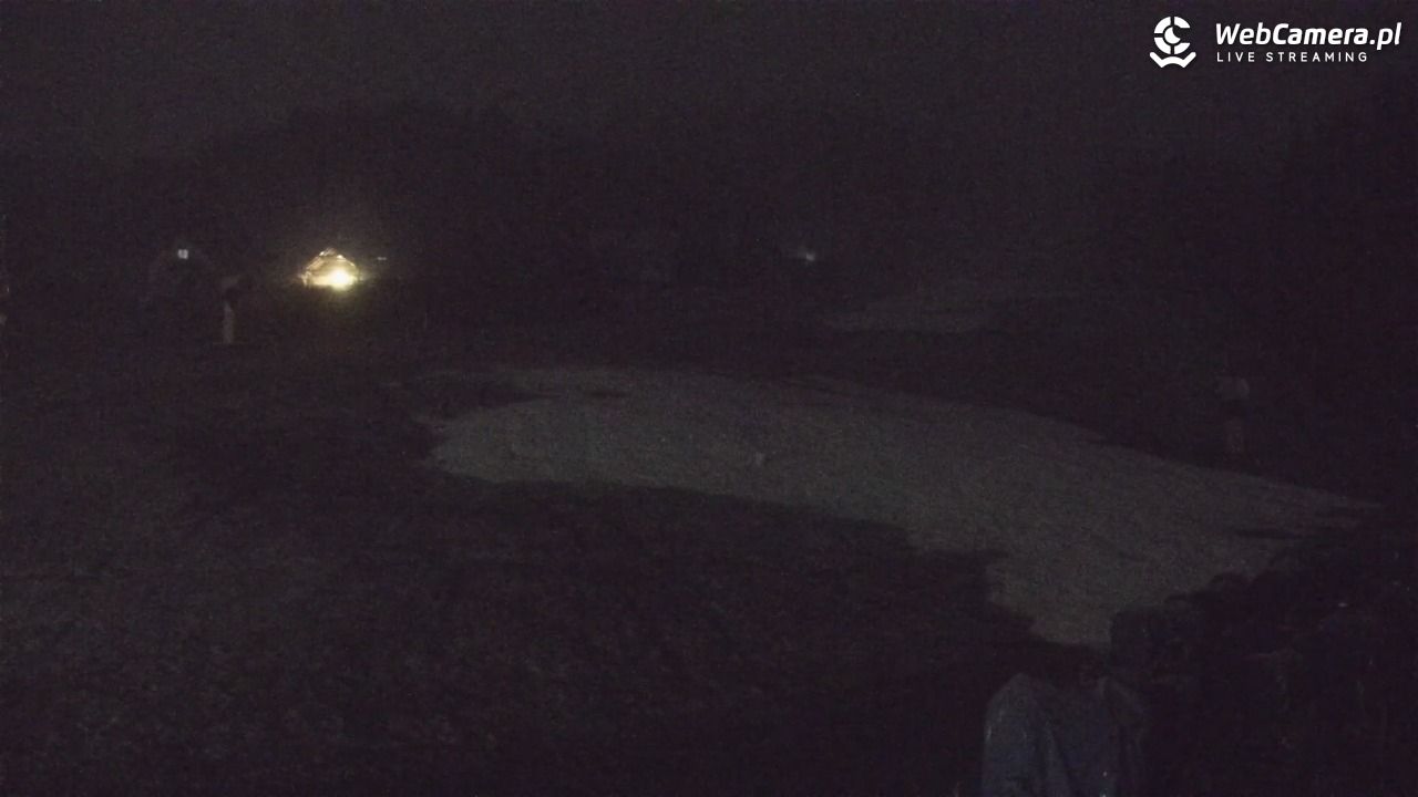 Laskowa-ski - widok z dolnej stacji - 30 marzec 2026, 22:53