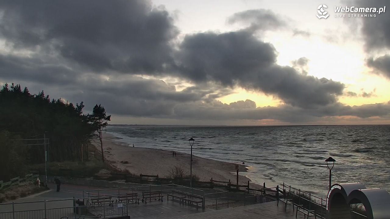 ŁAZY - widok na plażę - 16 październik 2025, 17:58