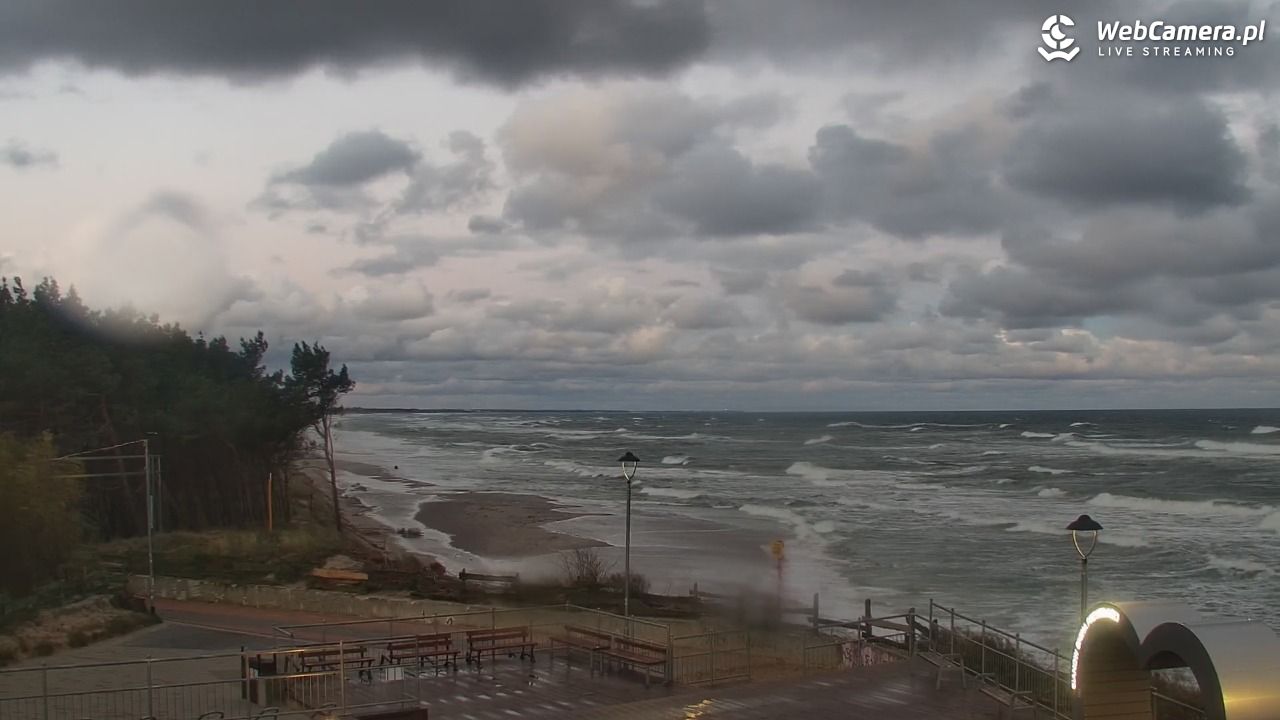 ŁAZY - widok na plażę - 18 październik 2025, 07:18