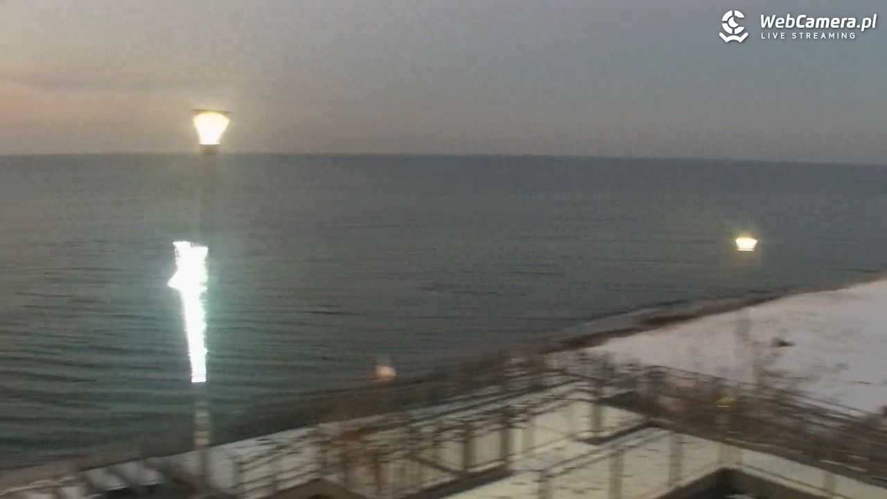 ŁAZY - widok na plażę - 25 listopad 2025, 16:10