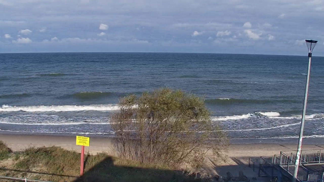 ŁAZY - widok na plażę - 11 październik 2026, 07:47