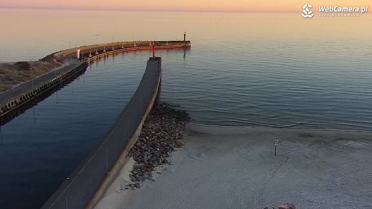 ŁEBA - widok na wydmy i plażę - 21 marzec 2026, 05:56