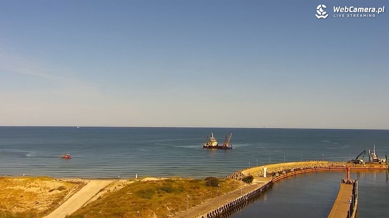 ŁEBA - widok na wydmy i plażę - 09 sierpień 2026, 09:25
