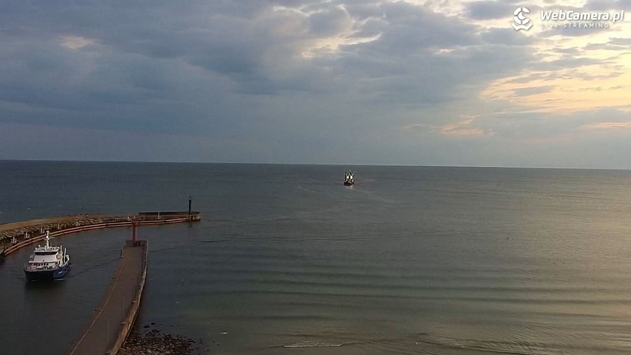 ŁEBA - widok na wydmy i plażę - 10 sierpień 2026, 05:10