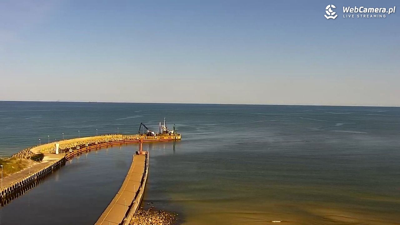 ŁEBA - widok na wydmy i plażę - 09 sierpień 2026, 10:04