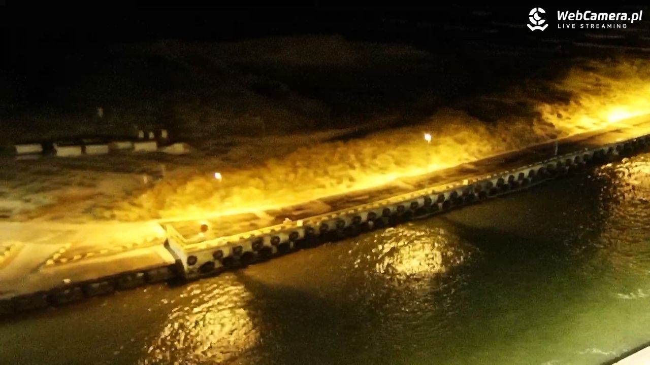 ŁEBA - widok na wydmy i plażę - 15 maj 2025, 22:29