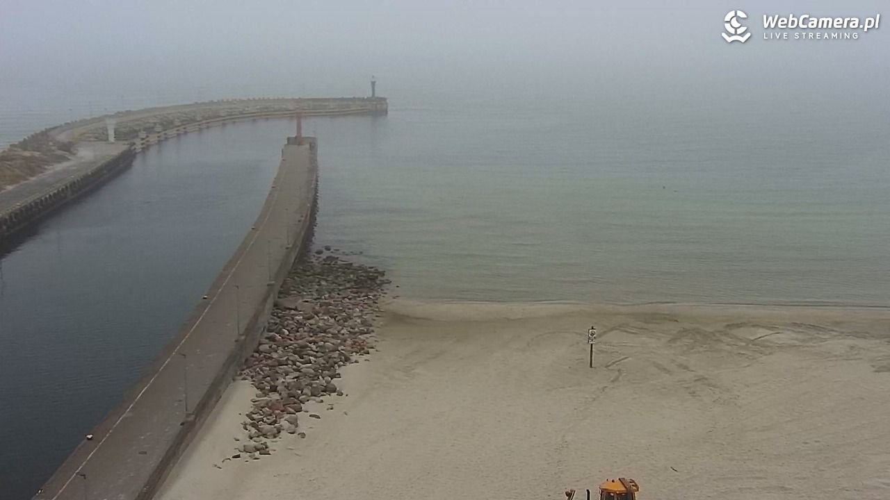 ŁEBA - widok na wydmy i plażę - 20 marzec 2026, 06:43