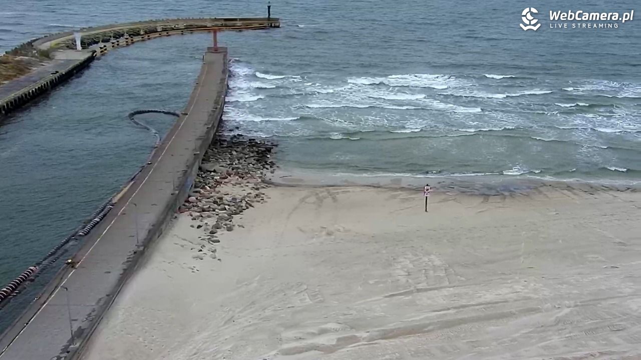 ŁEBA - widok na wydmy i plażę - 07 maj 2026, 08:35