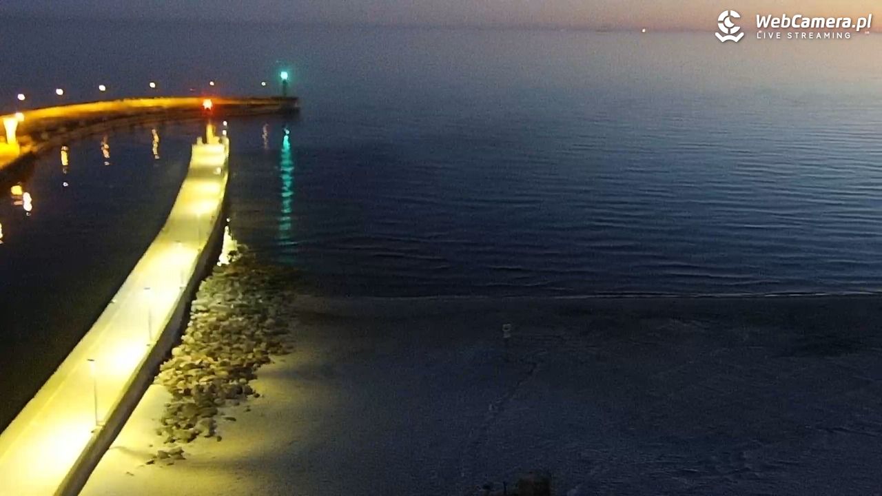 ŁEBA - widok na wydmy i plażę - 21 marzec 2026, 05:03