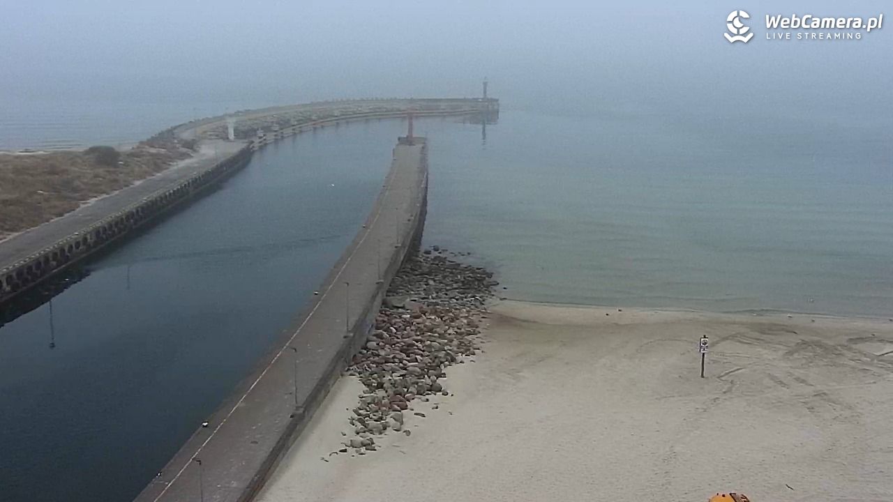 ŁEBA - widok na wydmy i plażę - 20 marzec 2026, 06:06