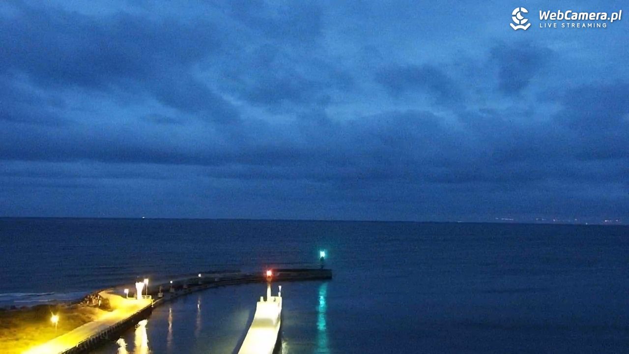 ŁEBA - widok na wydmy i plażę - 20 wresień 2026, 05:50