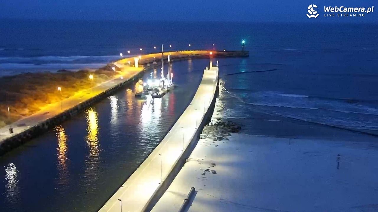 ŁEBA - widok na wydmy i plażę - 15 grudzień 2025, 07:30