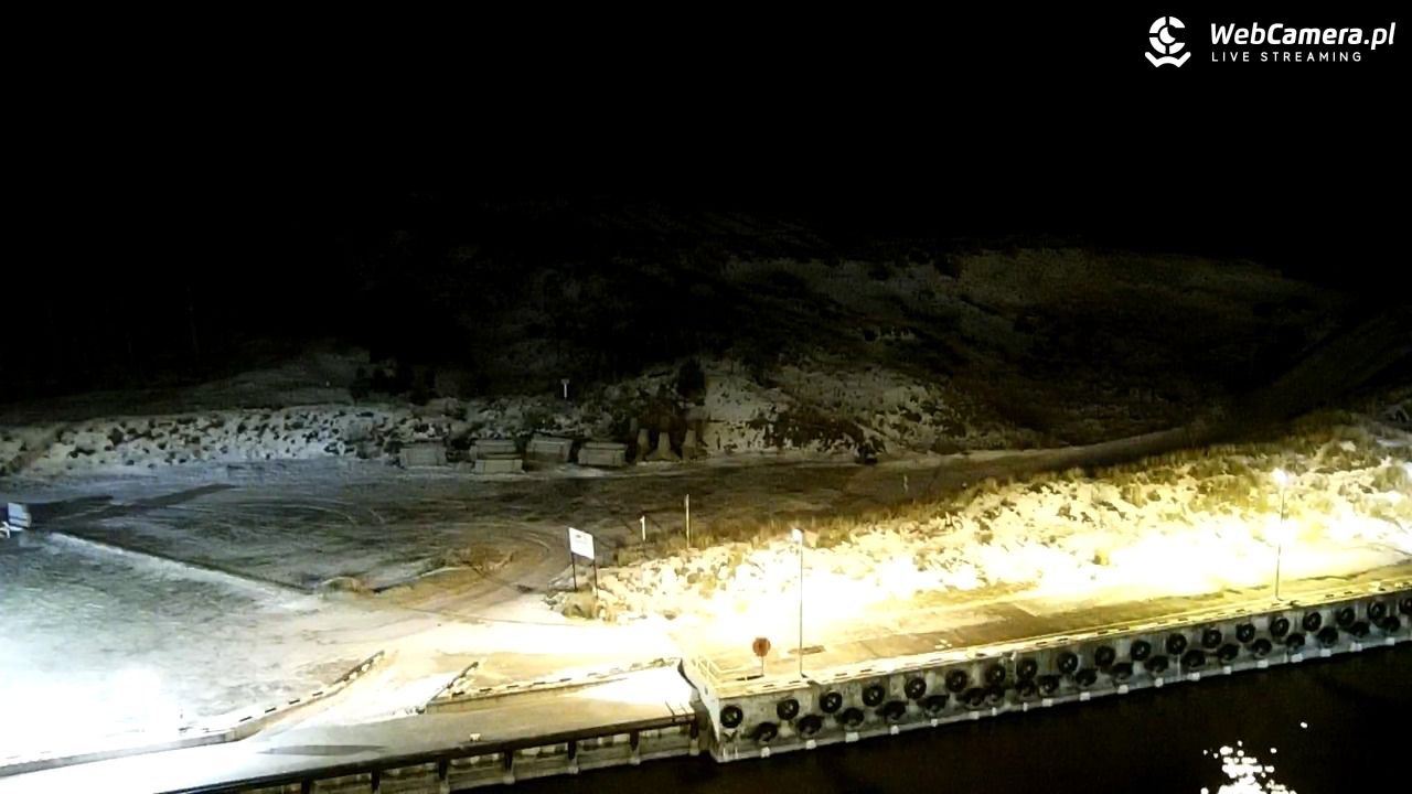 ŁEBA - widok na wydmy i plażę - 25 styczeń 2026, 19:05