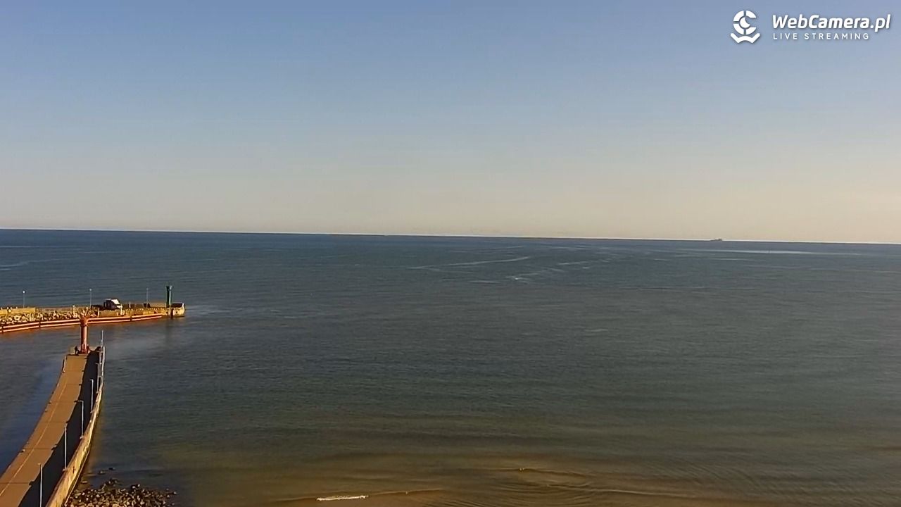 ŁEBA - widok na wydmy i plażę - 09 sierpień 2026, 08:11
