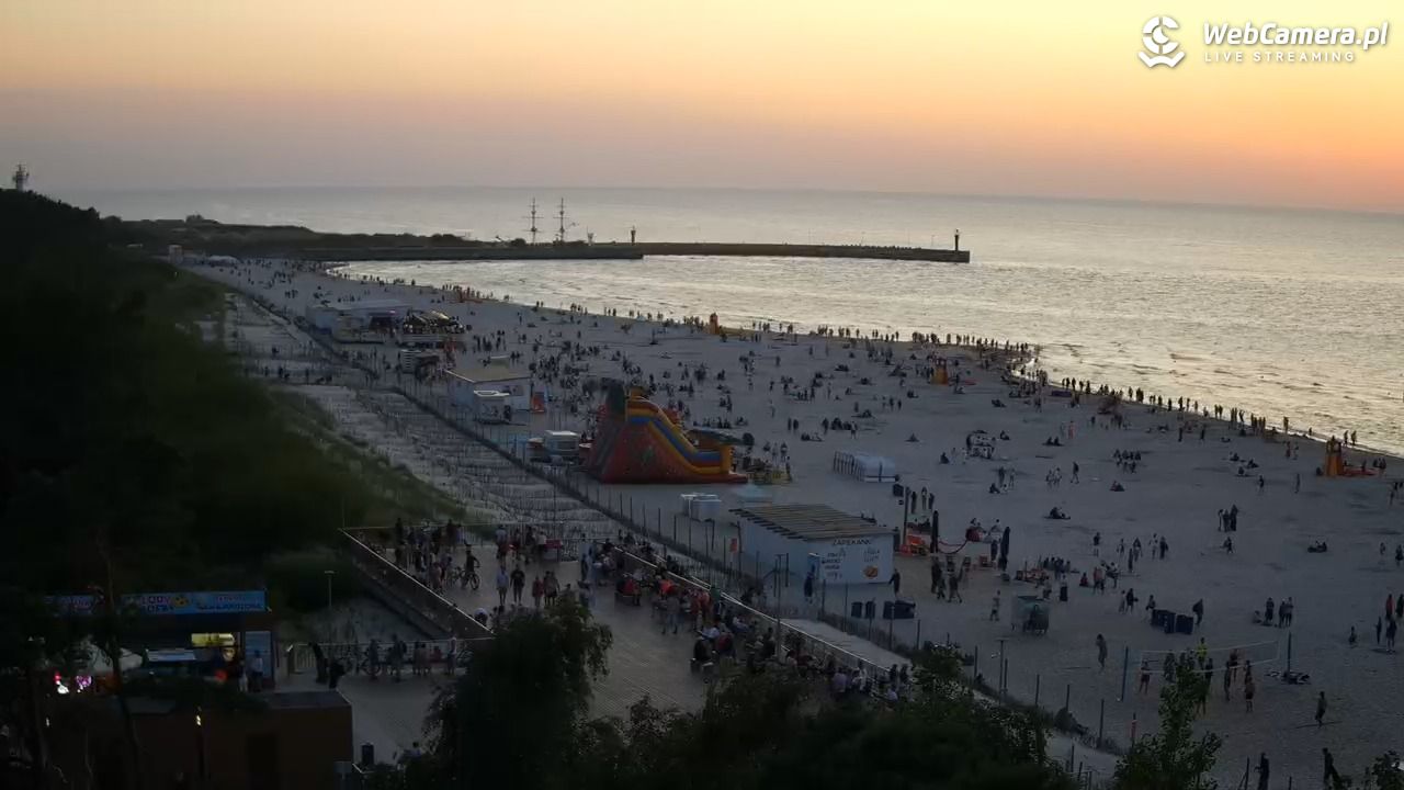 Łeba - widok na plażę - 13 sierpień 2025, 20:38