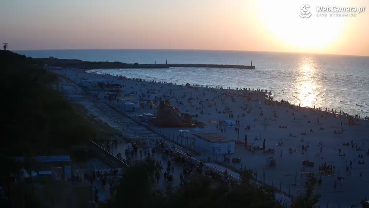 Łeba - widok na plażę - 13 sierpień 2025, 20:02