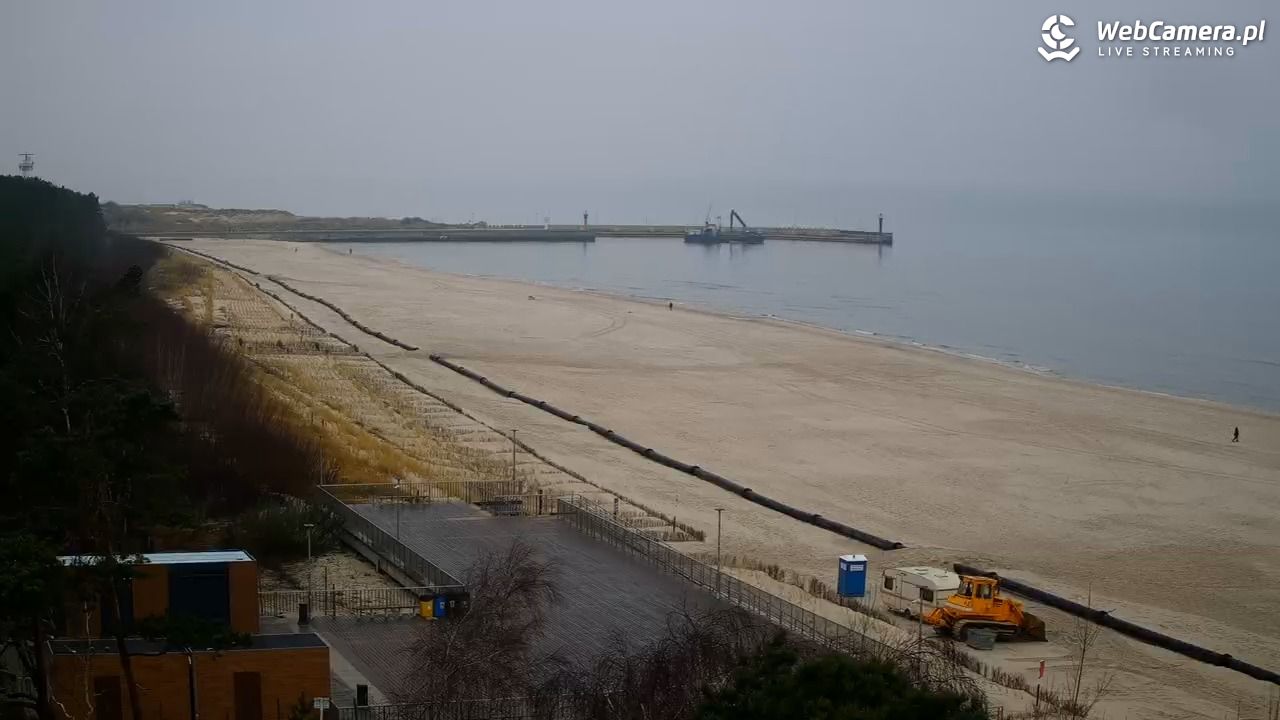 Łeba - widok na plażę - 03 grudzień 2025, 10:34