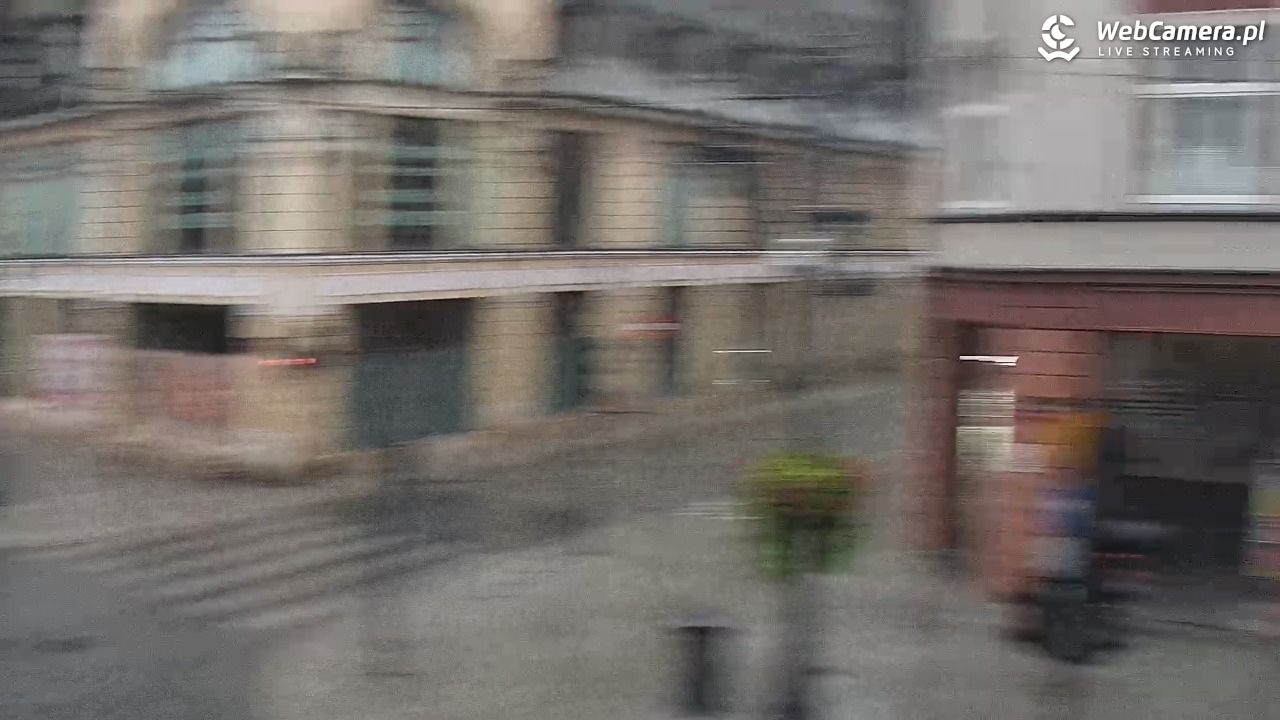 ŁÓDŹ - widok na Ulicę Piotrkowską - 03 wresień 2025, 06:26