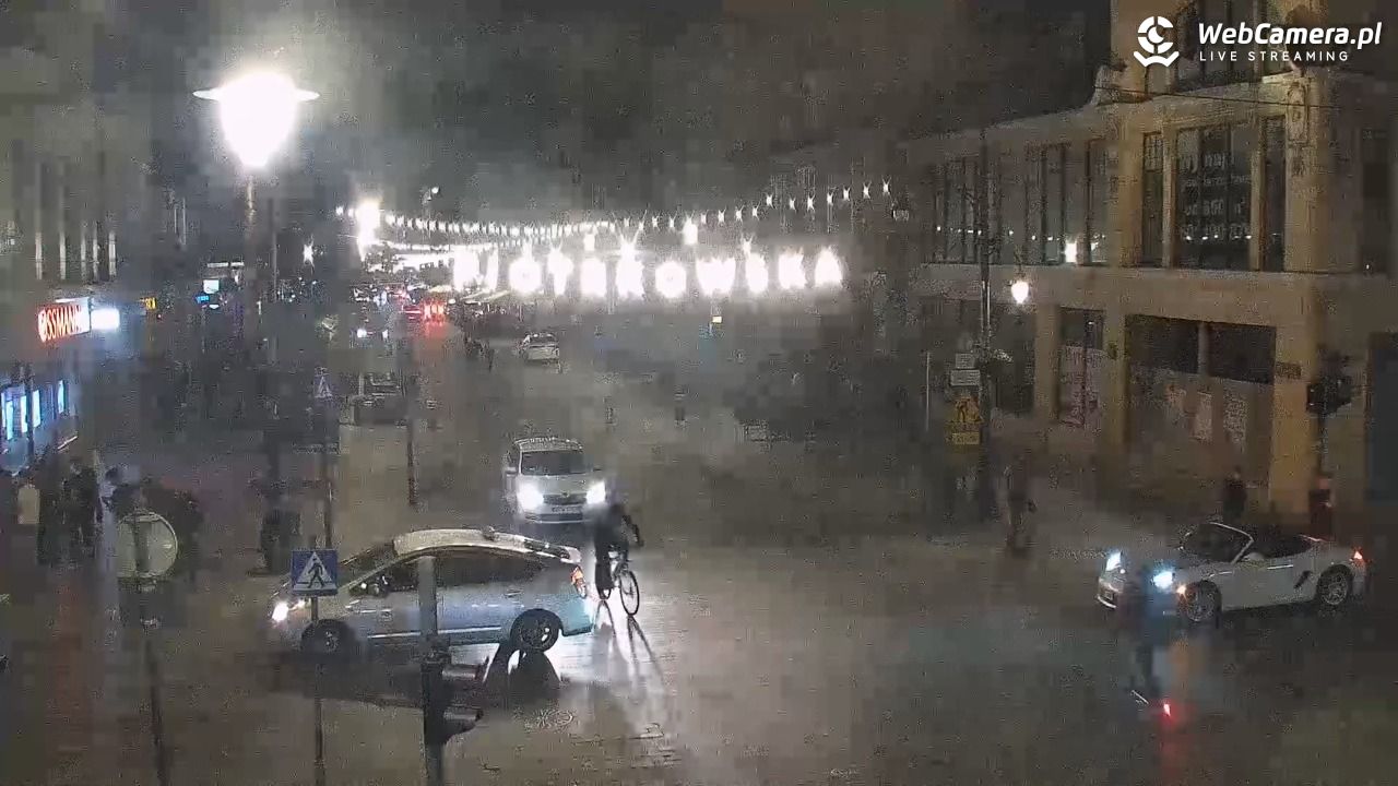 ŁÓDŹ - widok na Ulicę Piotrkowską - 31 maj 2026, 01:24
