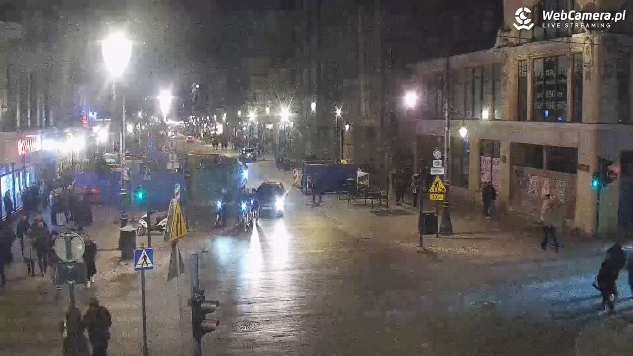 ŁÓDŹ - widok na Ulicę Piotrkowską - 28 luty 2026, 21:56