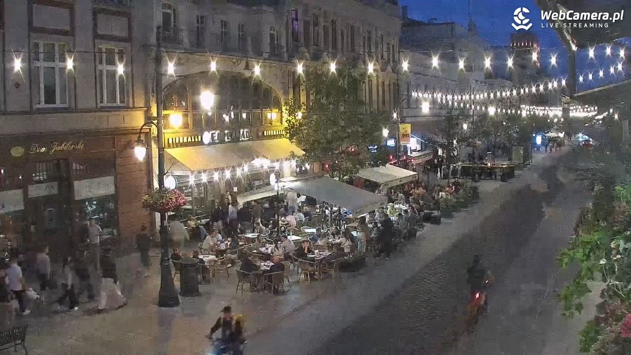 ŁÓDŹ - widok na Ulicę Piotrkowską - 11 lipiec 2026, 21:37