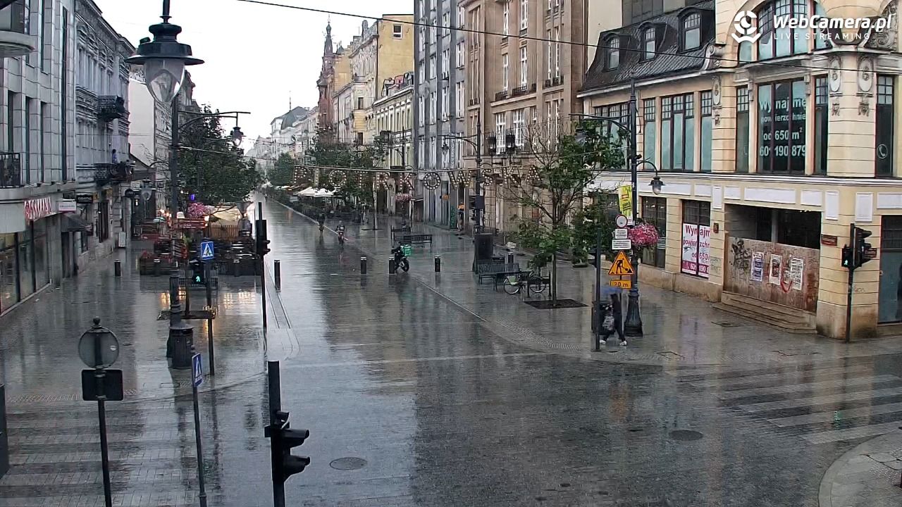 ŁÓDŹ - widok na Ulicę Piotrkowską - 15 lipiec 2026, 17:11