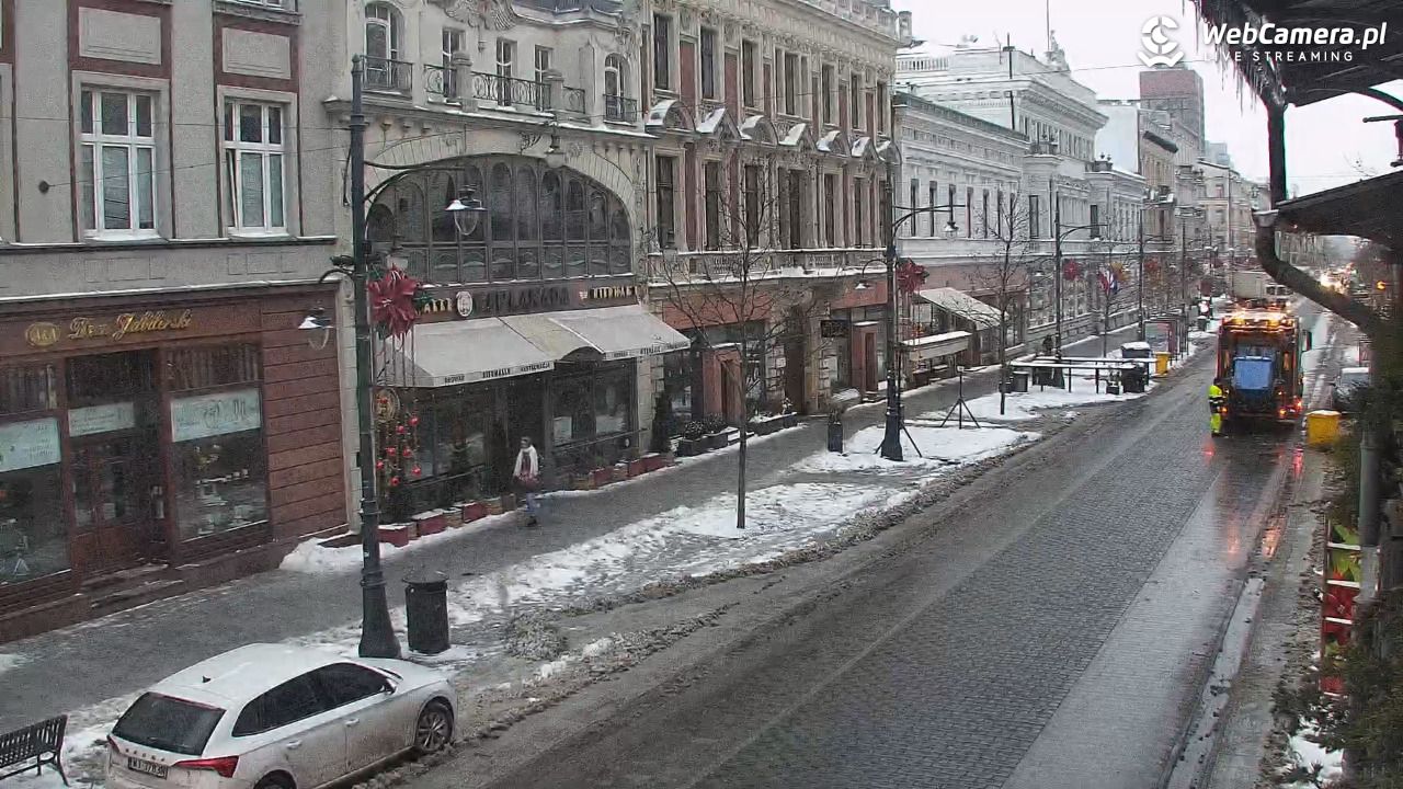ŁÓDŹ - widok na Ulicę Piotrkowską - 13 styczeń 2026, 07:57