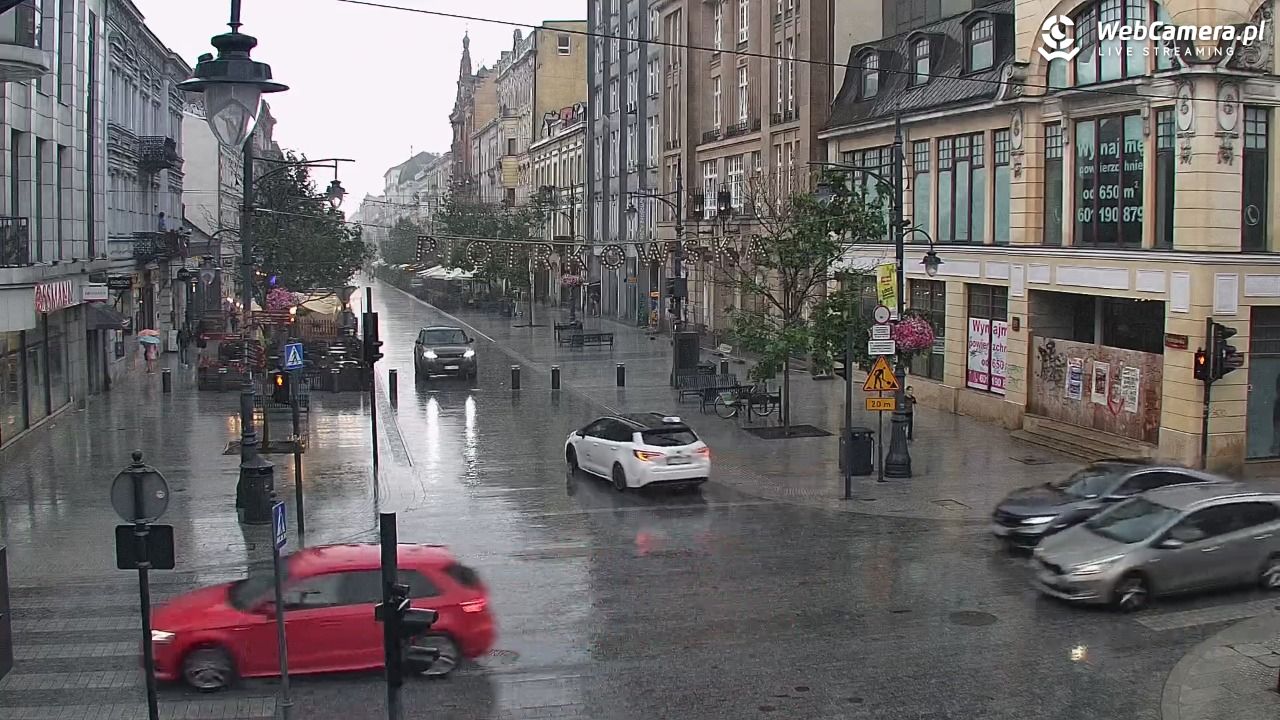ŁÓDŹ - widok na Ulicę Piotrkowską - 15 lipiec 2026, 16:56