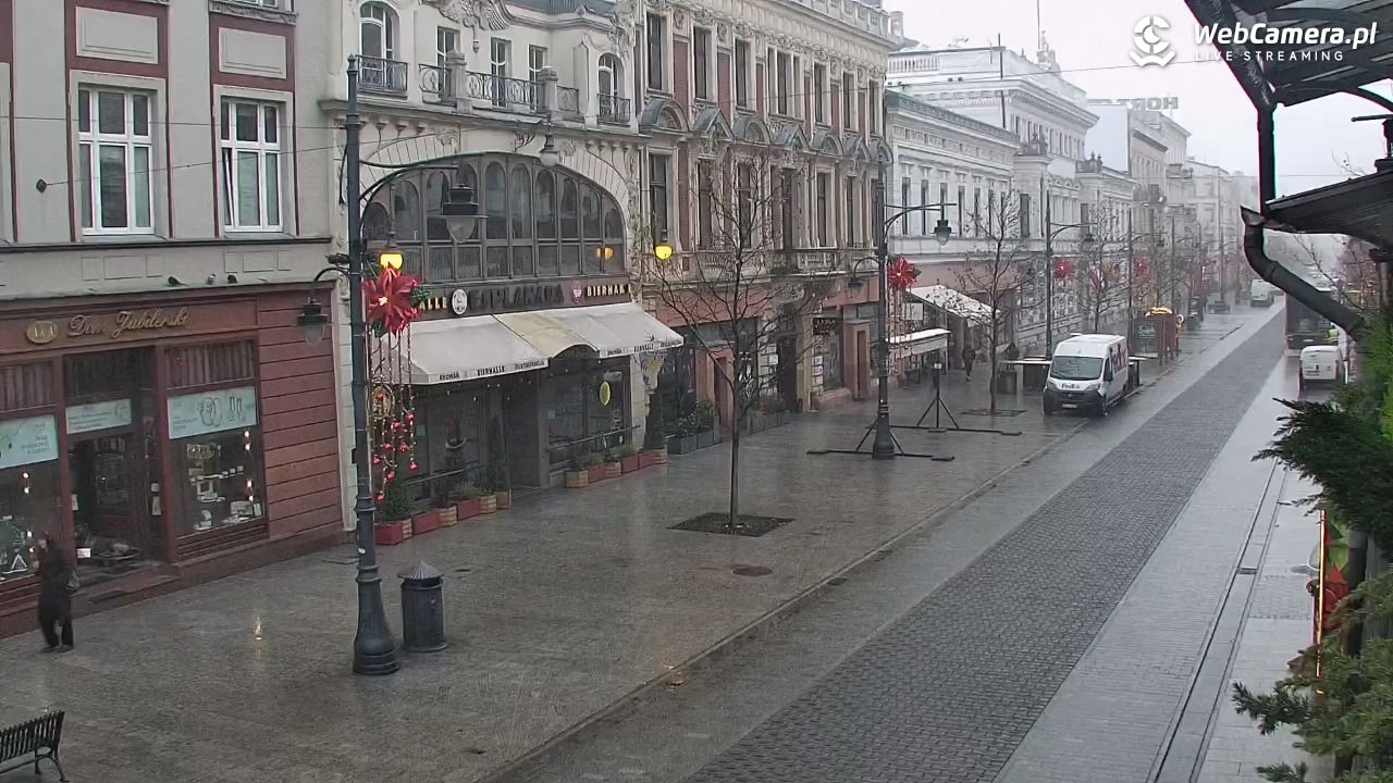 ŁÓDŹ - widok na Ulicę Piotrkowską - 01 grudzień 2025, 10:59