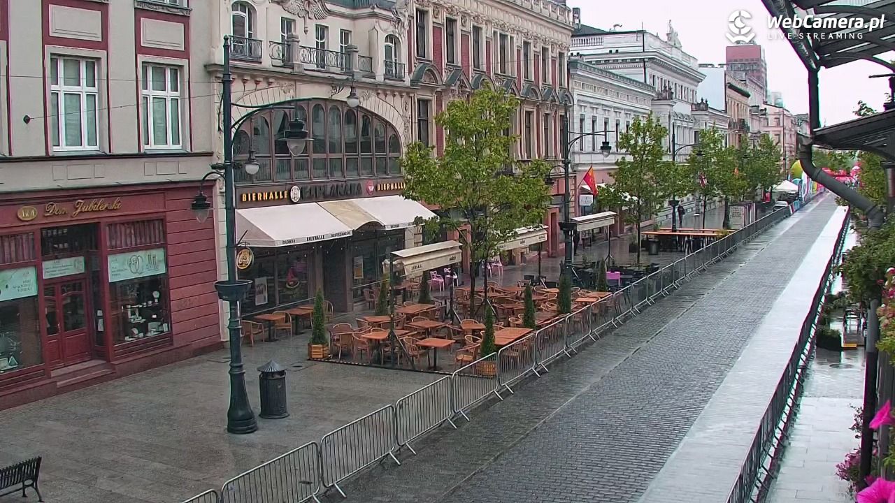 ŁÓDŹ - widok na Ulicę Piotrkowską - 18 maj 2025, 09:09