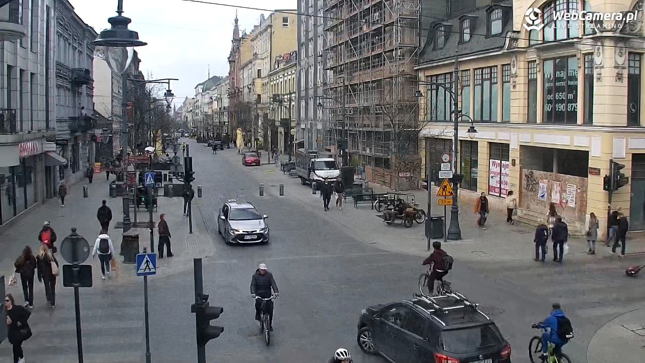ŁÓDŹ - widok na Ulicę Piotrkowską - 15 kwiecień 2026, 15:52