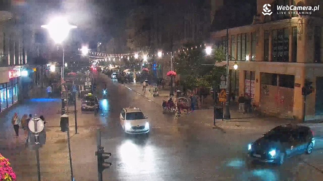 ŁÓDŹ - widok na Ulicę Piotrkowską - 28 czerwiec 2025, 00:35