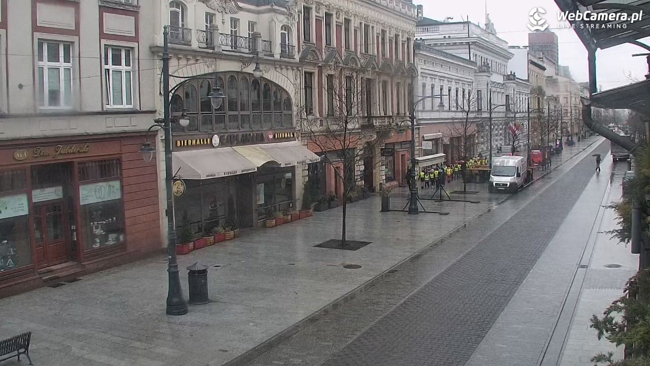 ŁÓDŹ - widok na Ulicę Piotrkowską - 25 luty 2026, 08:29