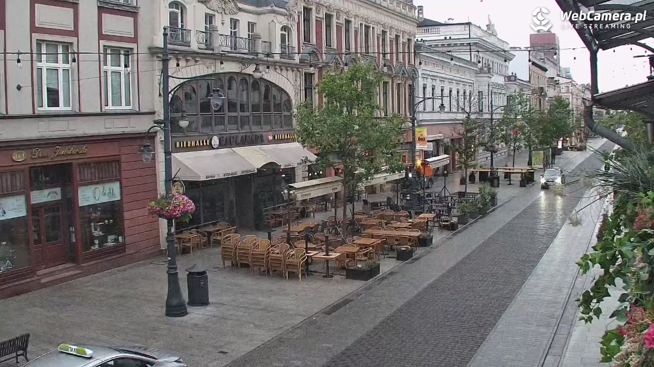 ŁÓDŹ - widok na Ulicę Piotrkowską - 12 lipiec 2026, 06:13