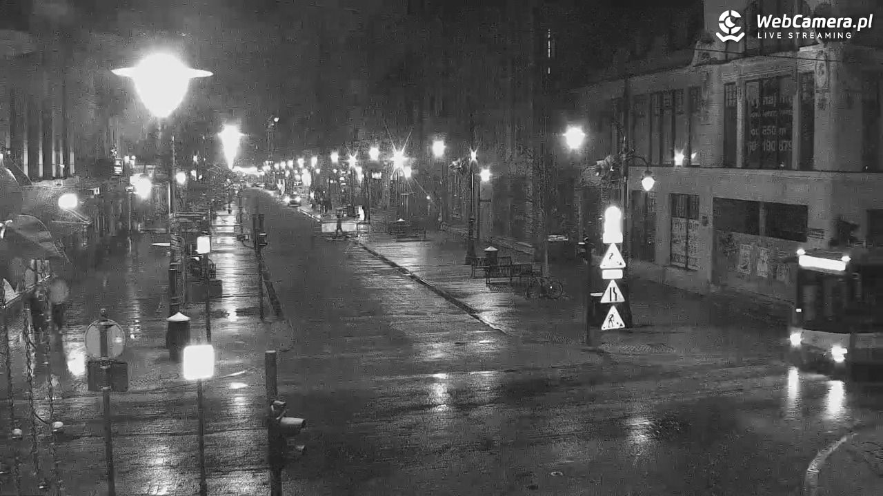 ŁÓDŹ - widok na Ulicę Piotrkowską - 25 listopad 2025, 21:54