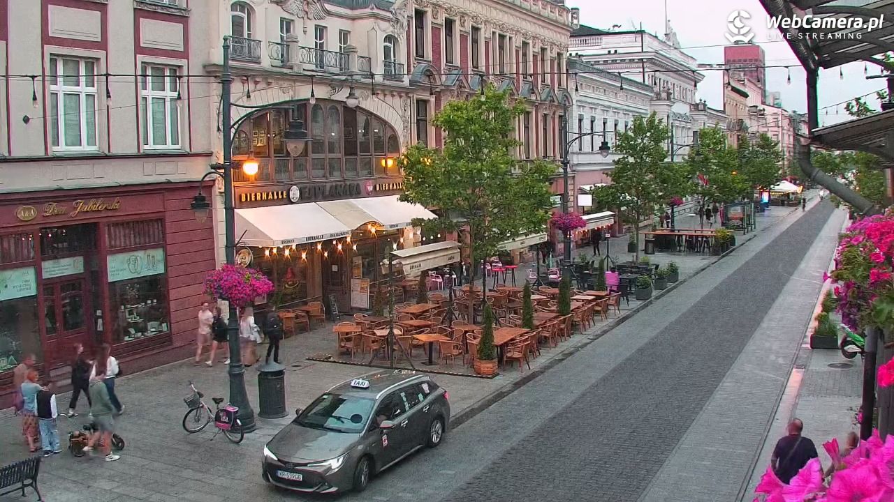 ŁÓDŹ - widok na Ulicę Piotrkowską - 27 czerwiec 2025, 20:41