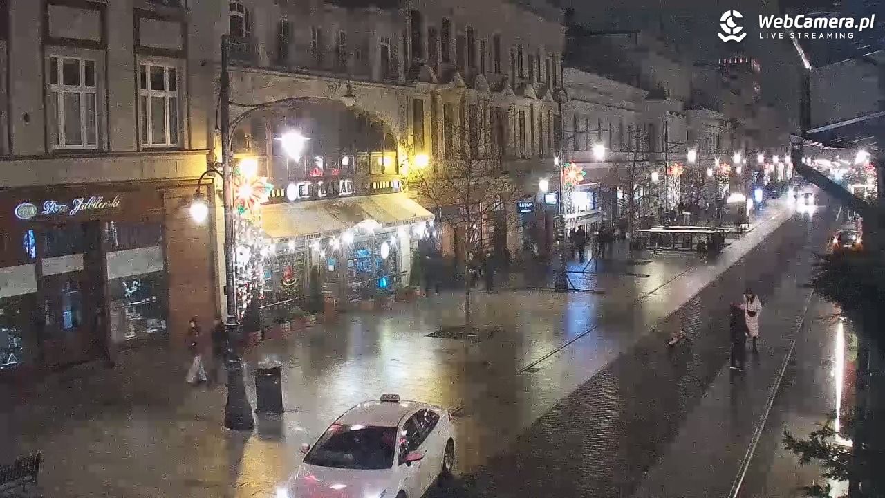 ŁÓDŹ - widok na Ulicę Piotrkowską - 30 listopad 2025, 16:58